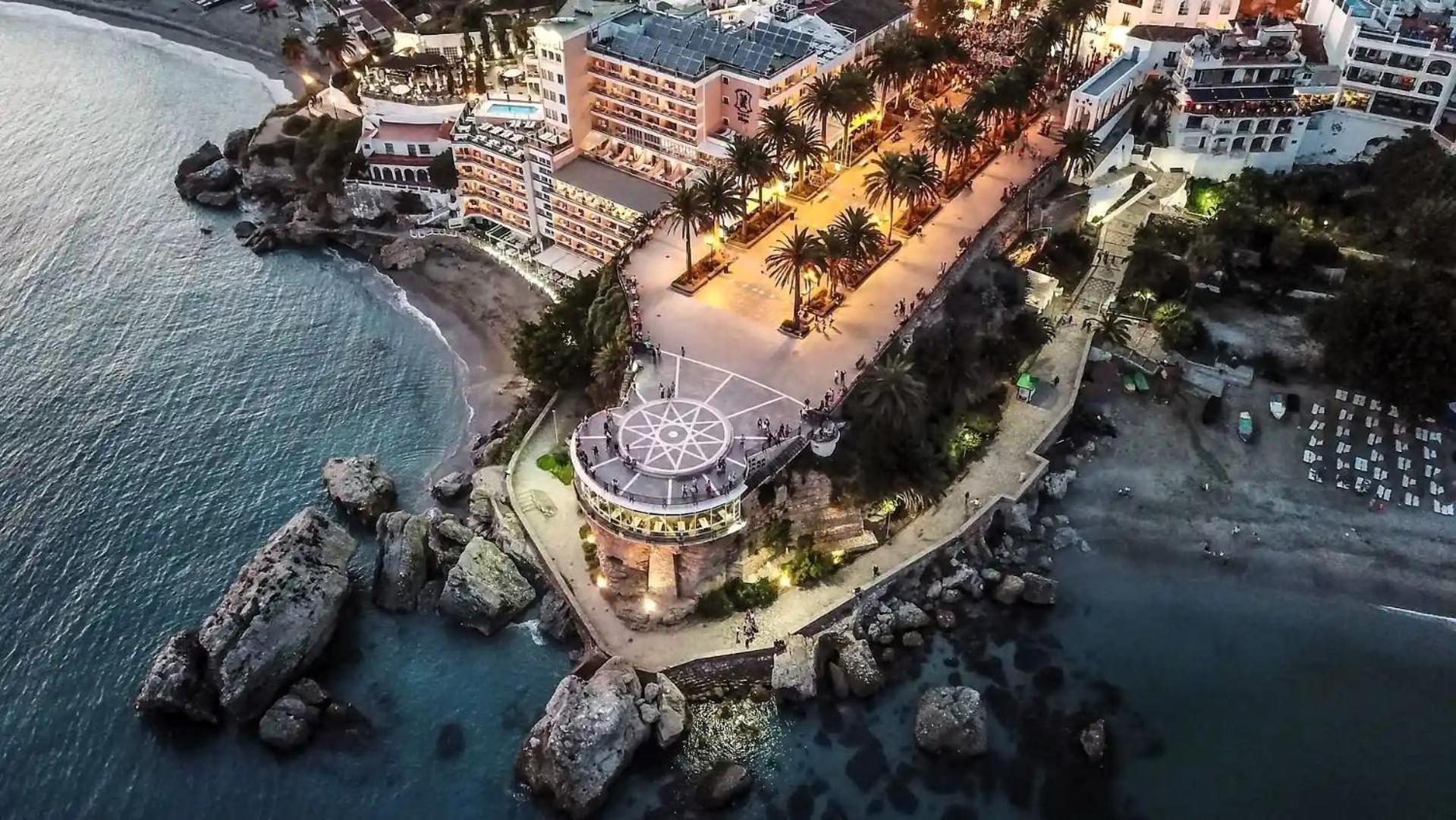 Apartament Aljamar 3B Nerja Zewnętrze zdjęcie
